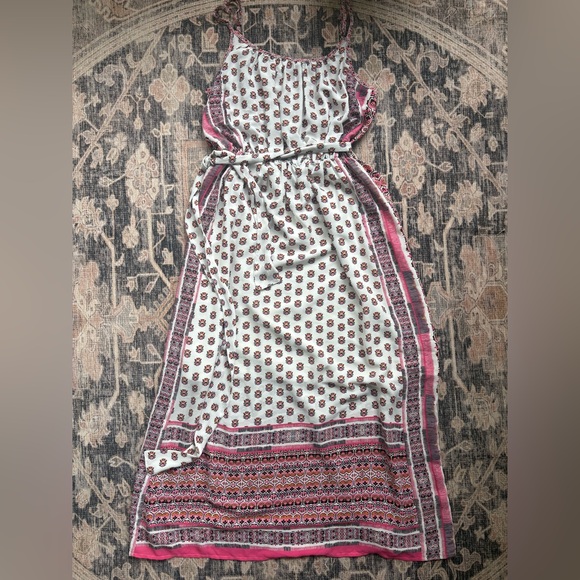 GAP Dresses & Skirts - GAP White Maxi Dress with Pink Border and Pattern